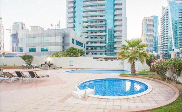 Royal Marina Inn Dubai Exterior photo